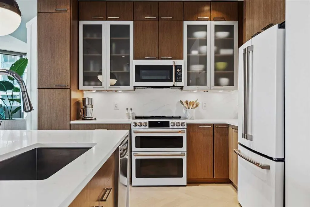 220 12 Avenue SE, #2503