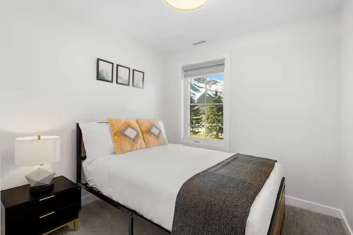 1717B Mountain Avenue, #3