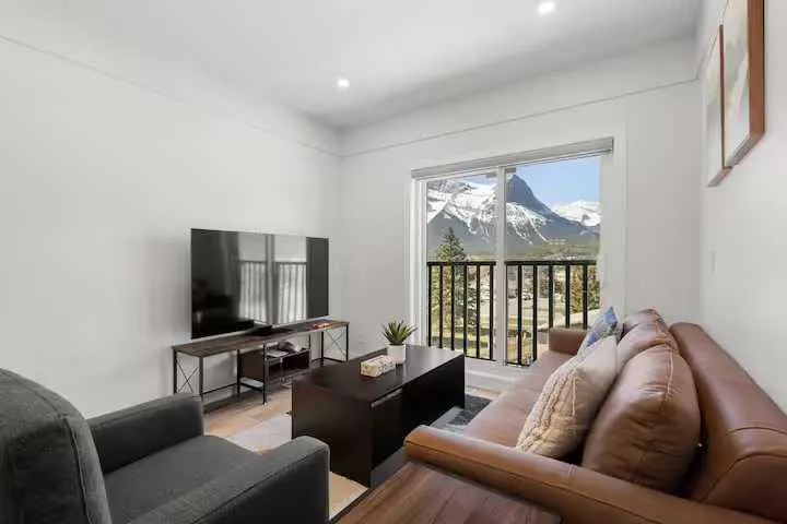 1717B Mountain Avenue, #3