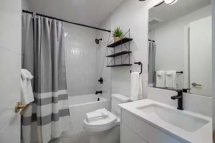 1717B Mountain Avenue, #3