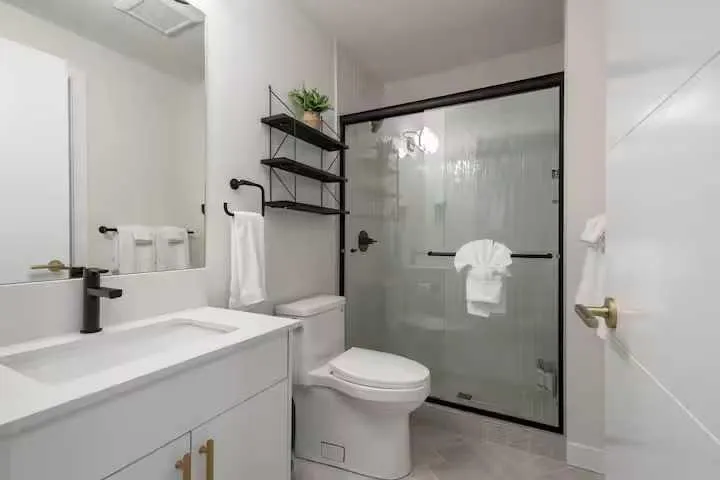 1717B Mountain Avenue, #3