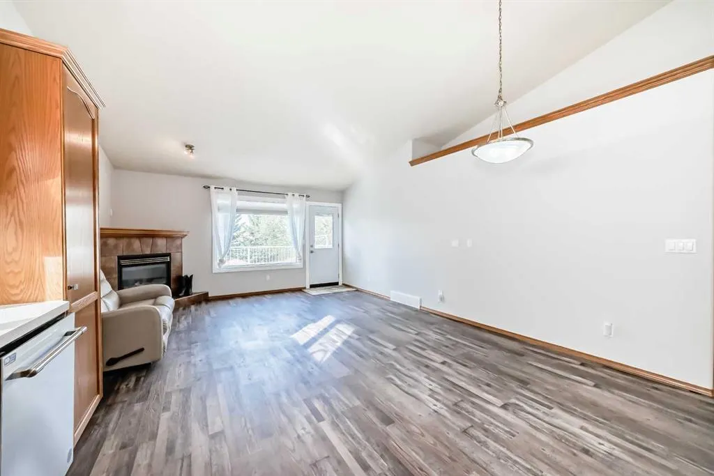 113 Whispering Way