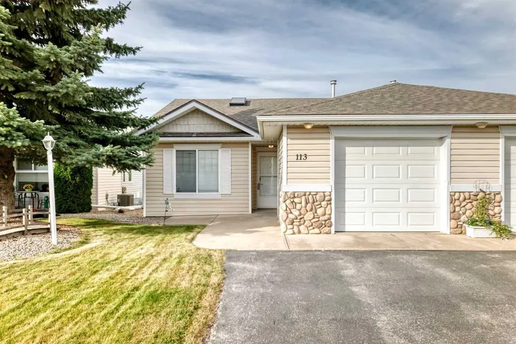 113 Whispering Way