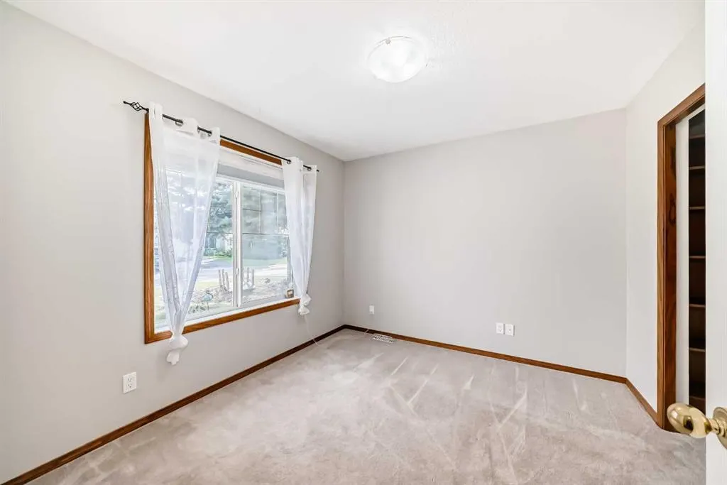 113 Whispering Way