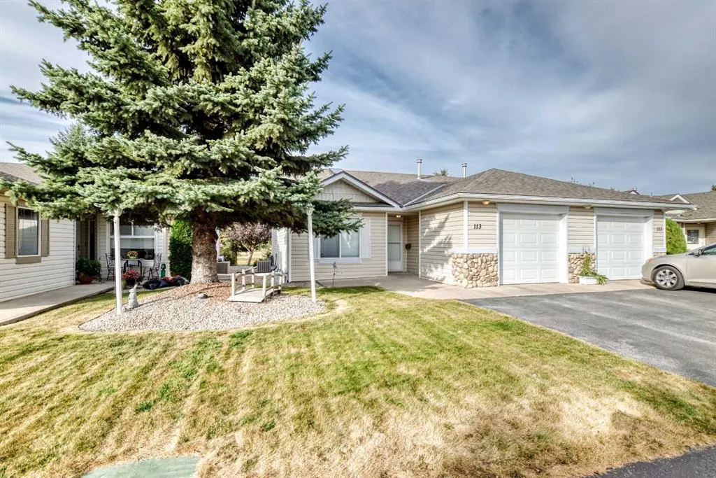 113 Whispering Way