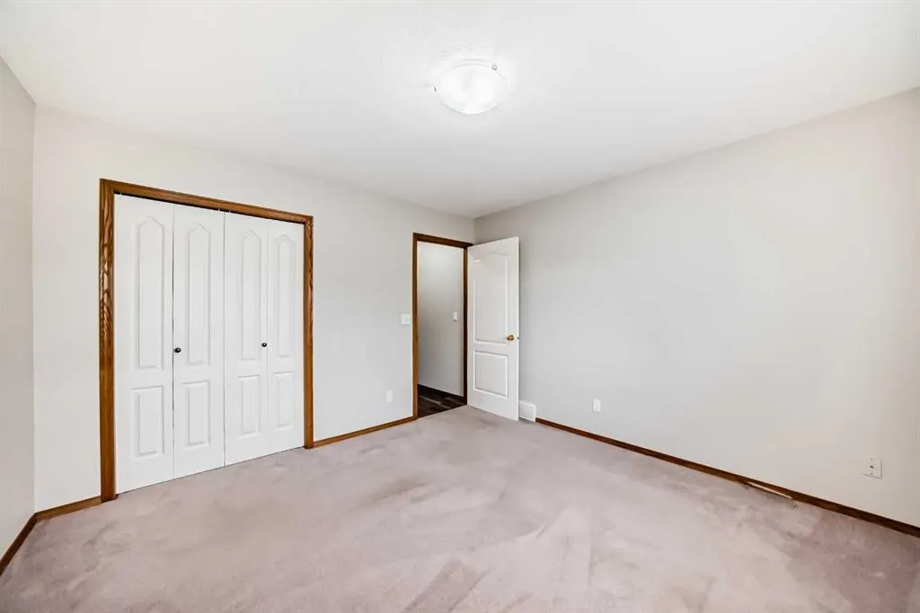 113 Whispering Way