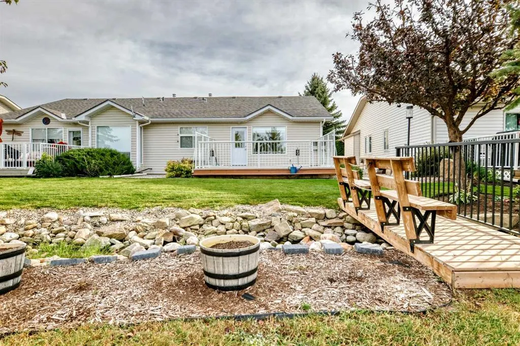 113 Whispering Way