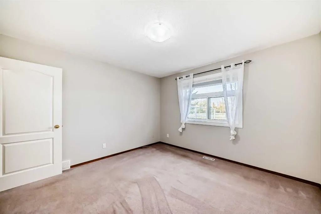 113 Whispering Way