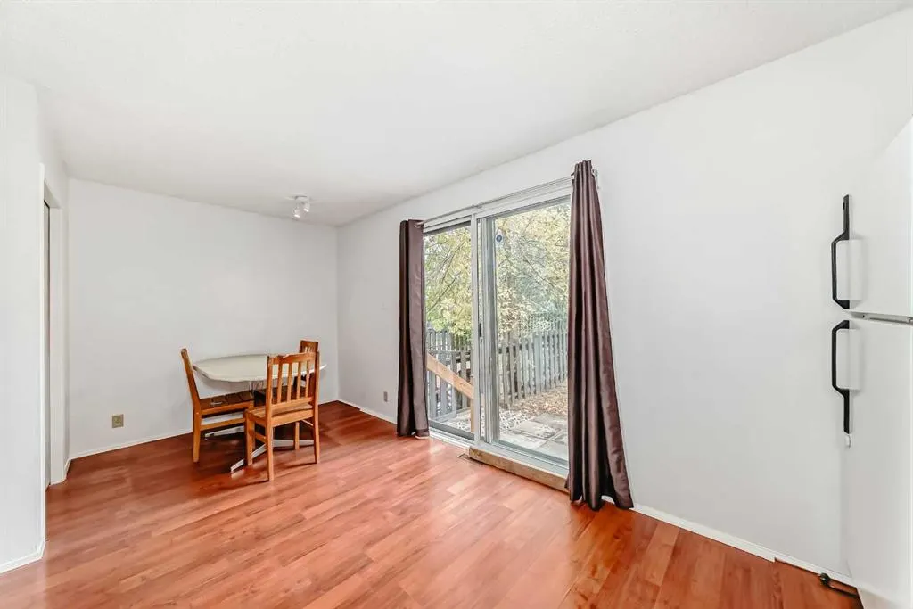 380 Bermuda Drive NW, ##11