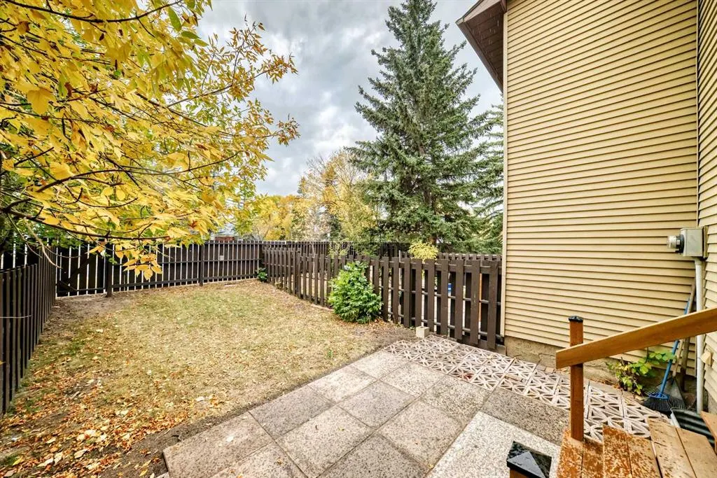 380 Bermuda Drive NW, ##11