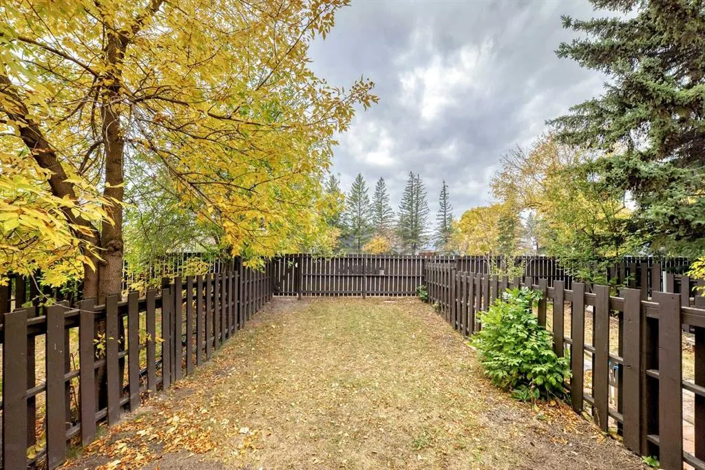380 Bermuda Drive NW, ##11