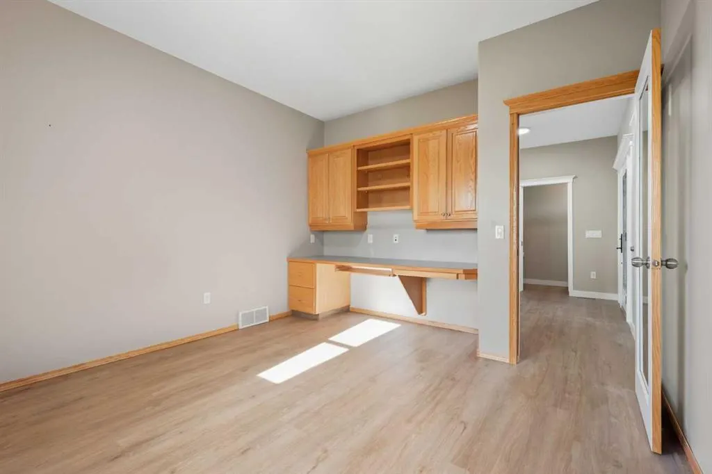 252047 Township Road 252