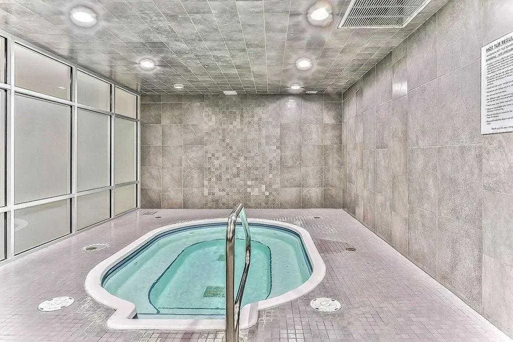 210 15 Avenue SE, #2307