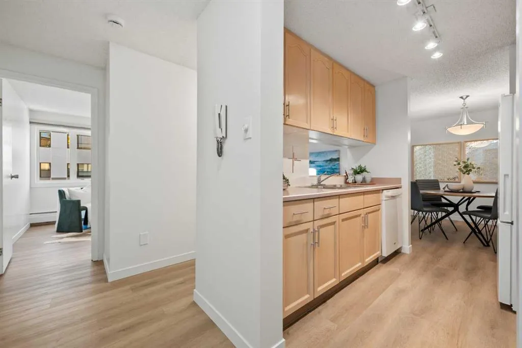 723 57 Avenue SW, #319