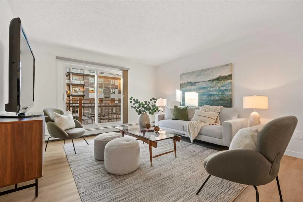 723 57 Avenue SW, #319