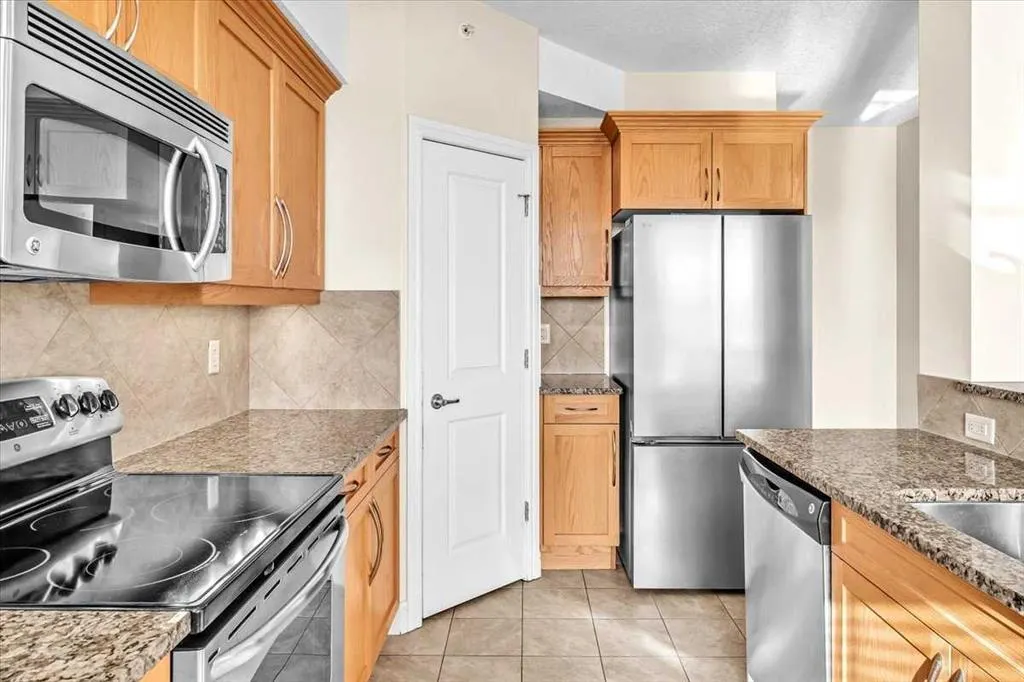 2330 Fish Creek Boulevard SW, #2419