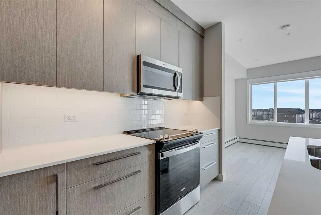 395 Skyview Parkway NE, #2303