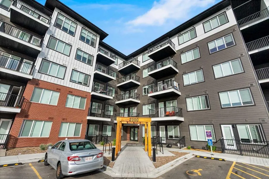 395 Skyview Parkway NE, #2303