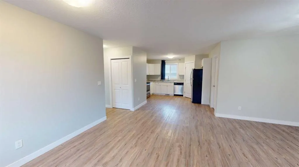 9613 113 Avenue, #A