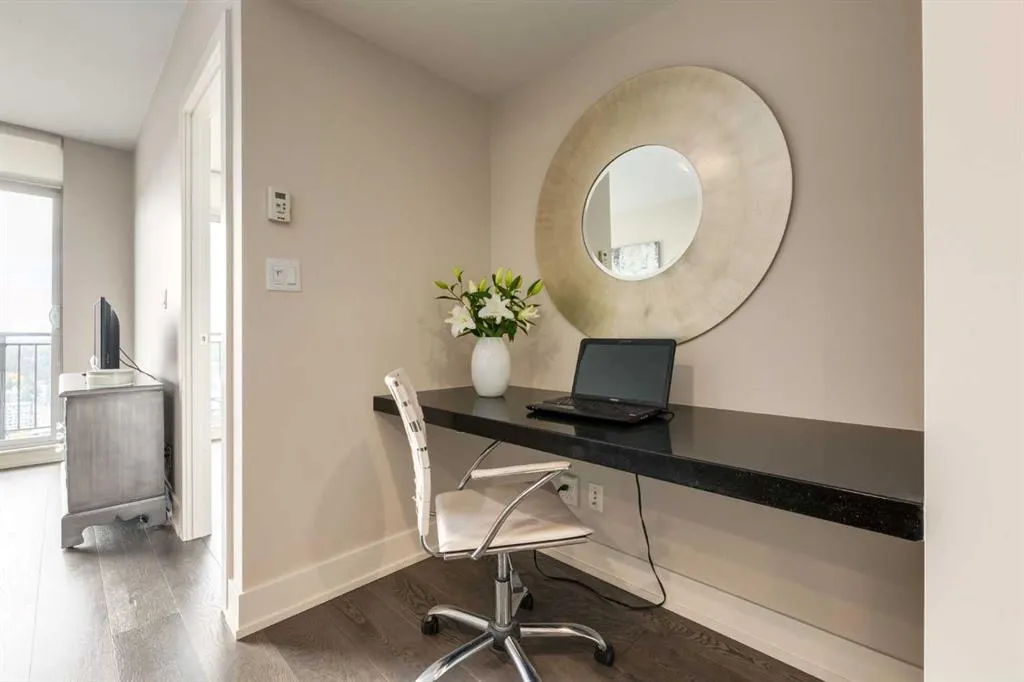 1111 10 Street SW, #2607