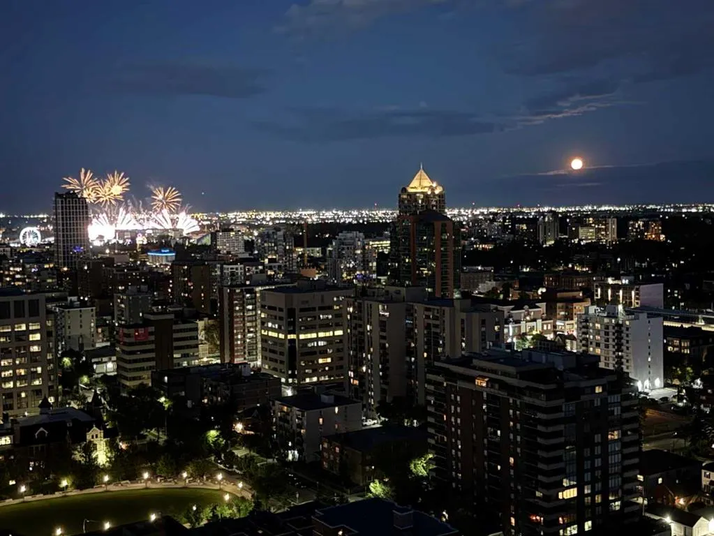 1111 10 Street SW, #2607