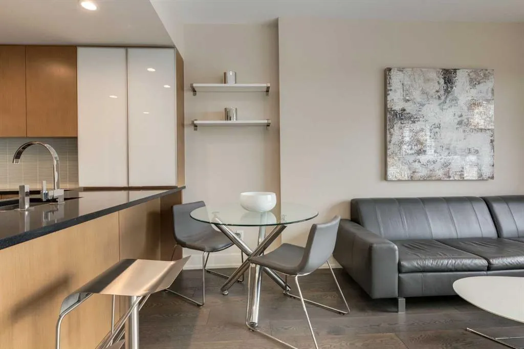 1111 10 Street SW, #2607