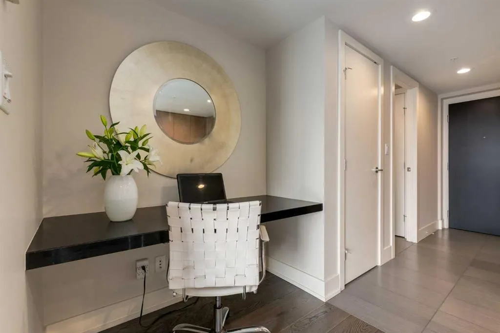 1111 10 Street SW, #2607