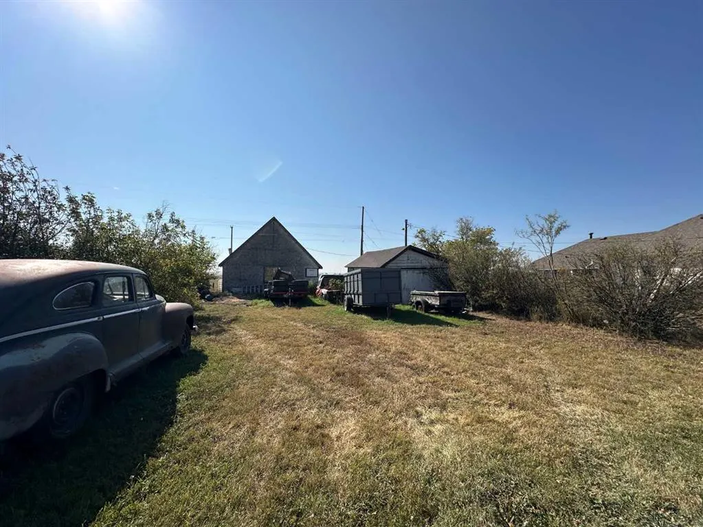 102B 10 Street