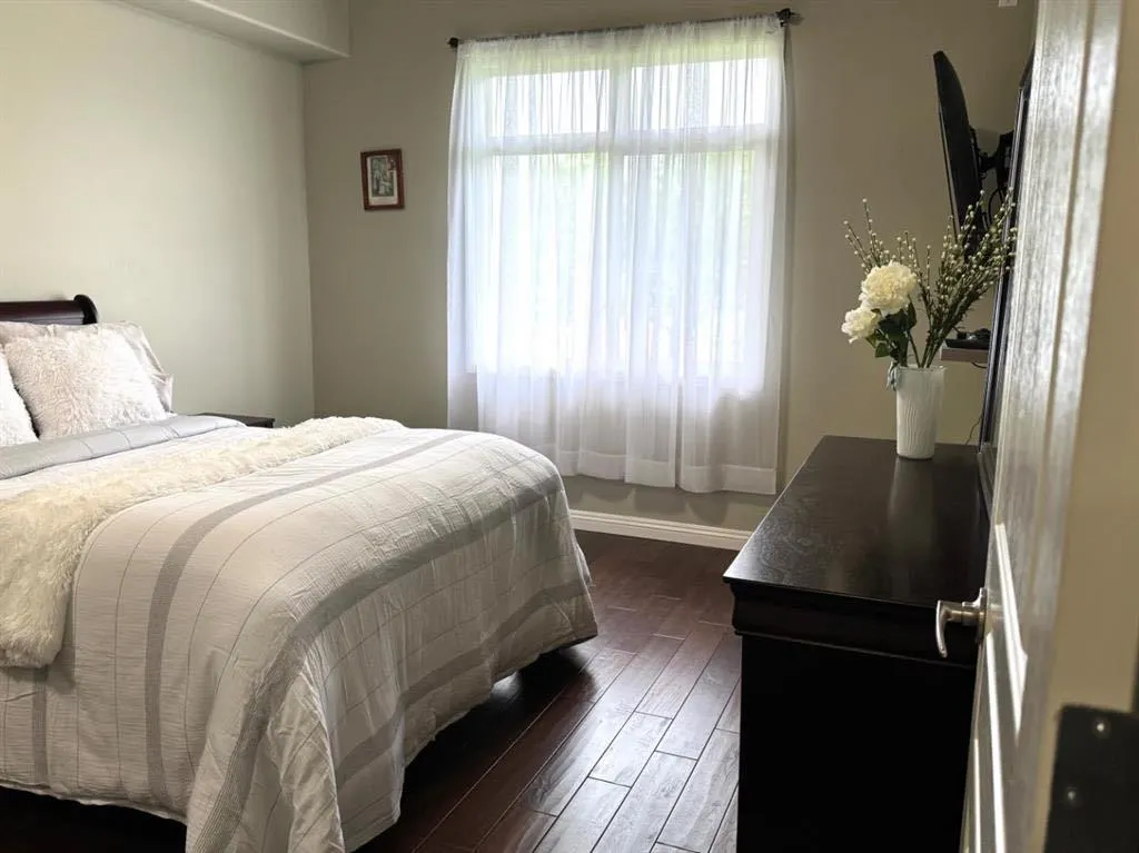105 Fontaine Crescent SE, #101