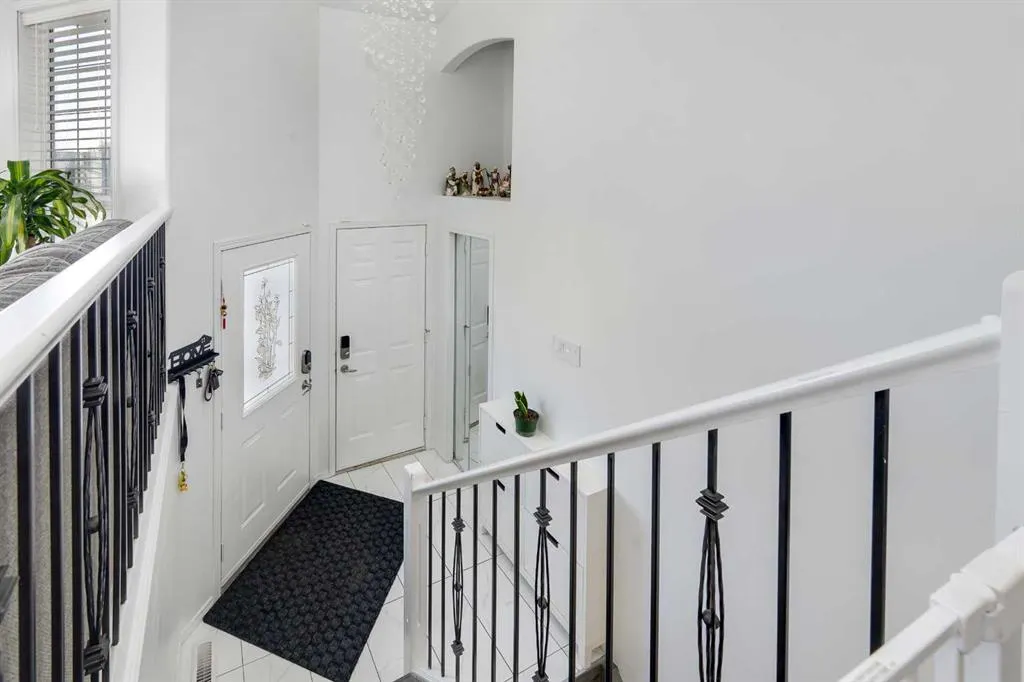44 Parkside Crescent