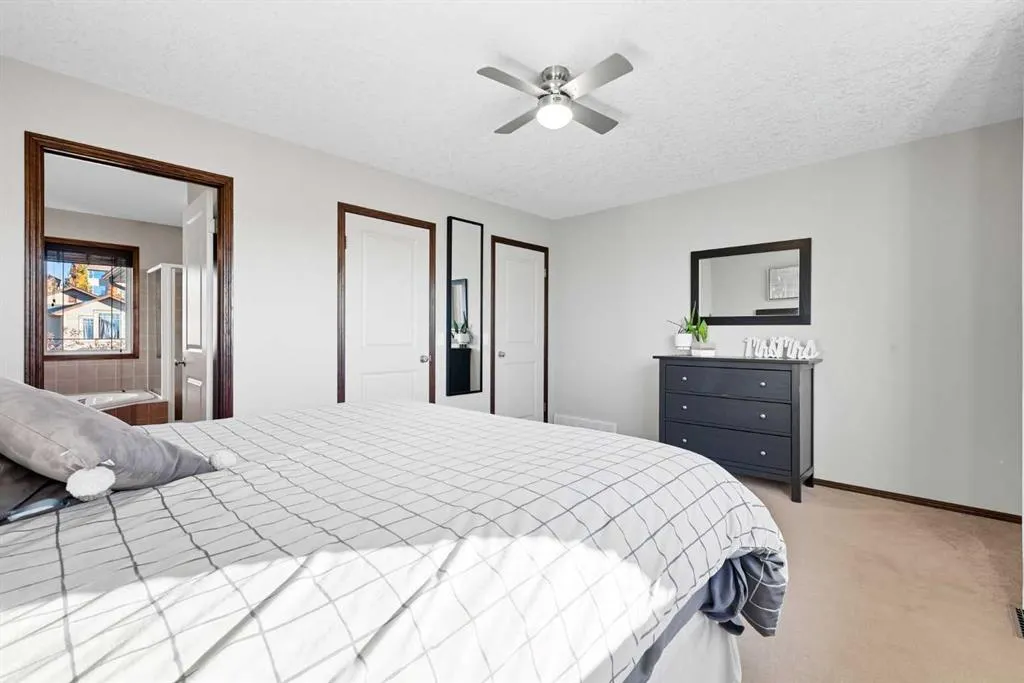 155 Sunset Close