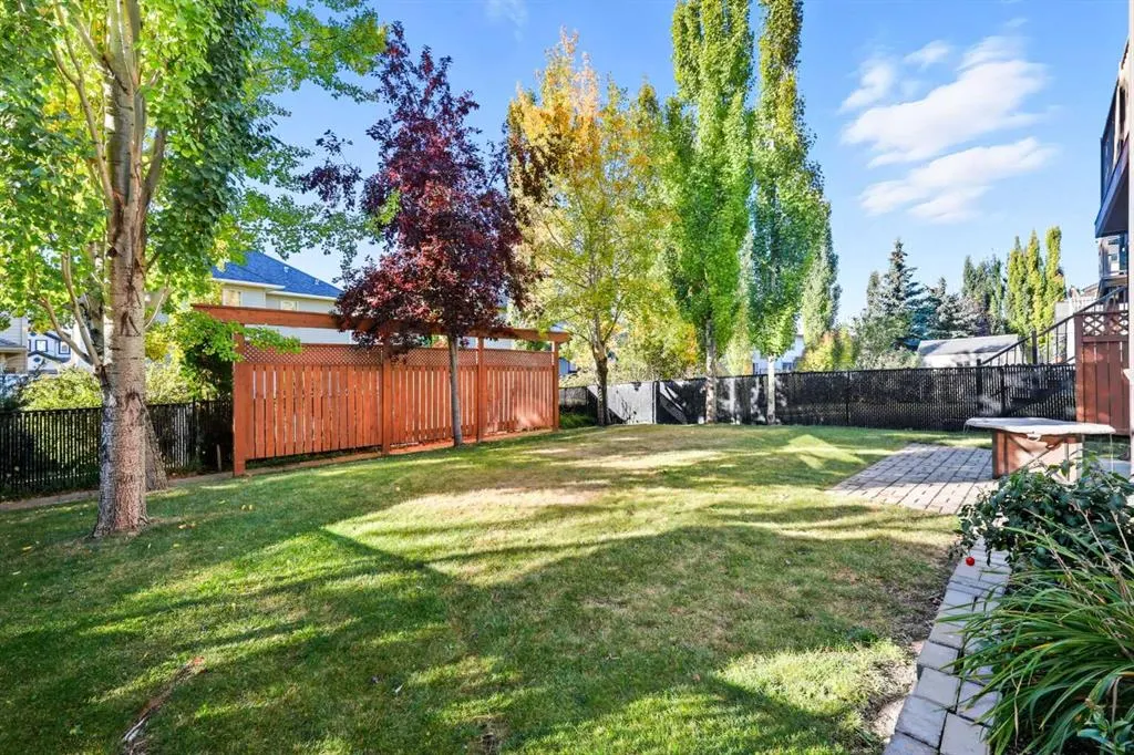 155 Sunset Close