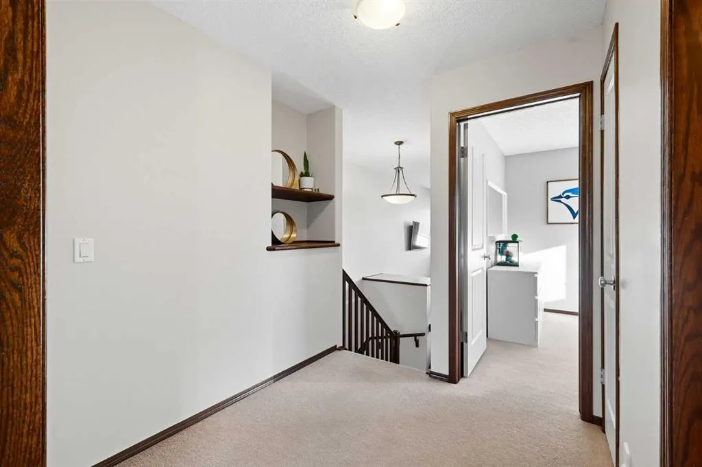 155 Sunset Close