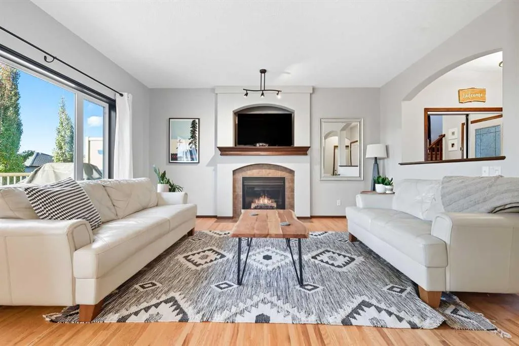 155 Sunset Close