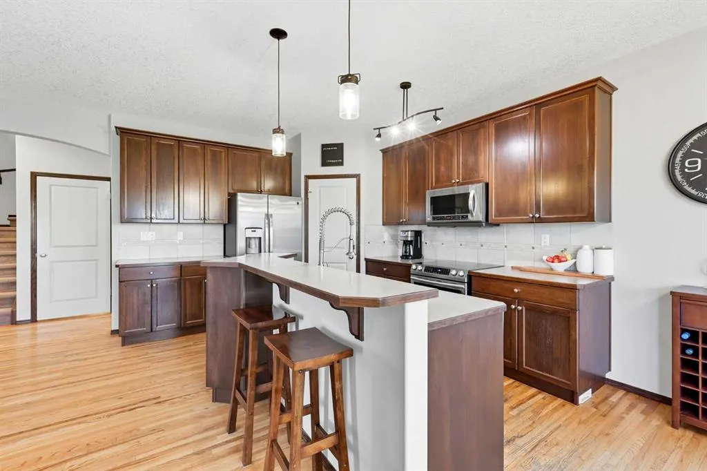 155 Sunset Close