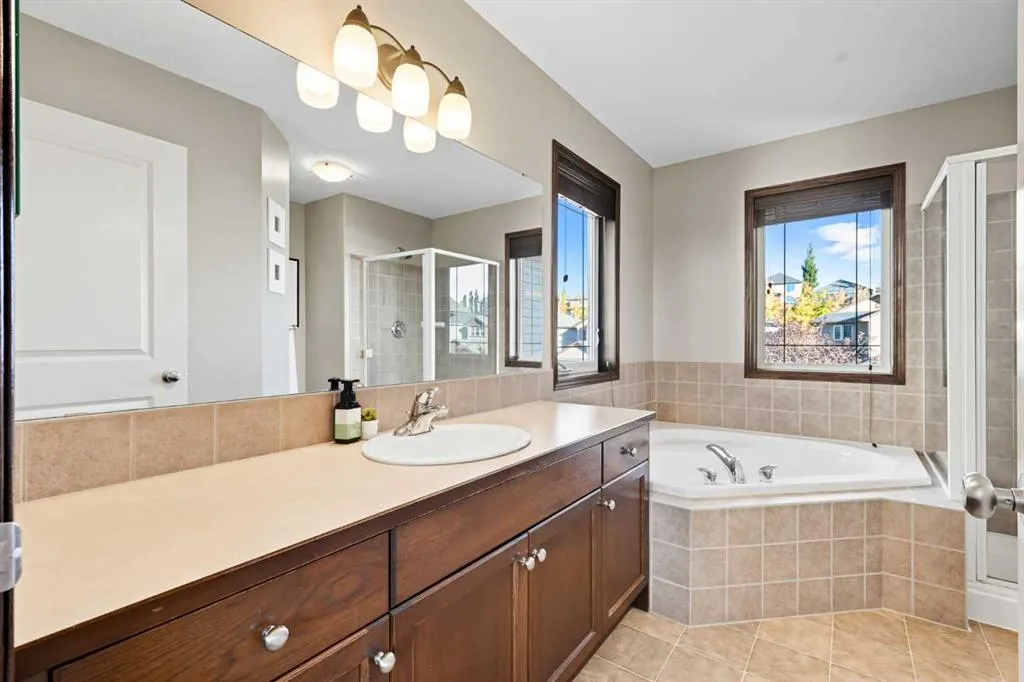 155 Sunset Close