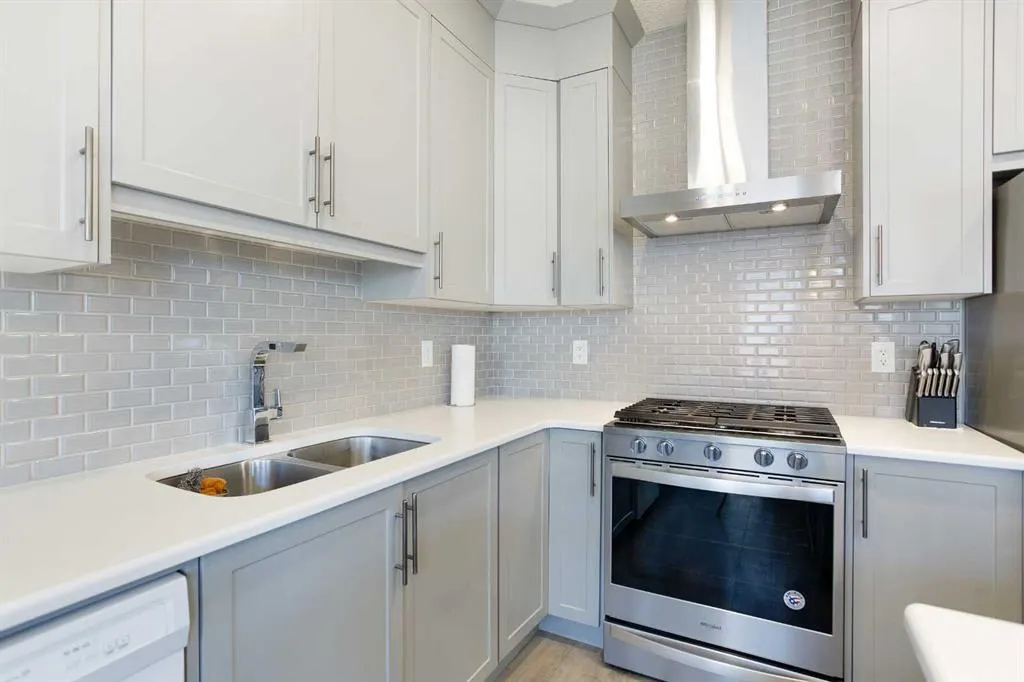 158 Osborne Common SW