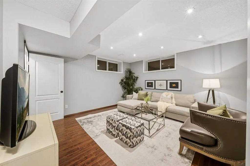 668 Lancaster Drive