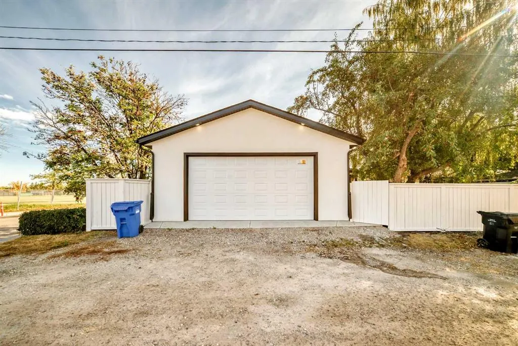 1 Cherovan Drive SW