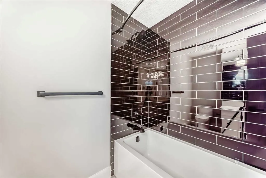 1 Cherovan Drive SW
