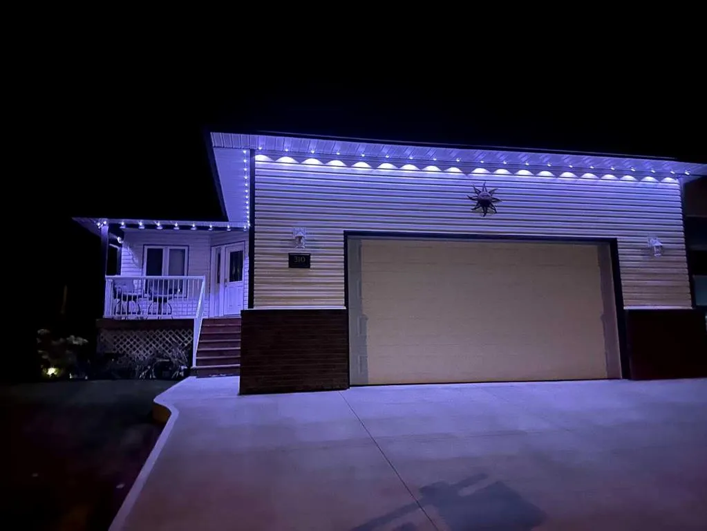 310 Jesmond Drive SW
