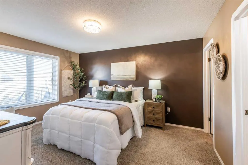310 Jesmond Drive SW