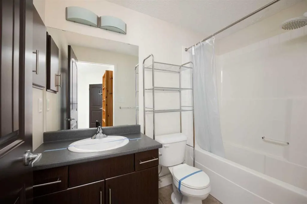 135B Sandpiper Road, #2204