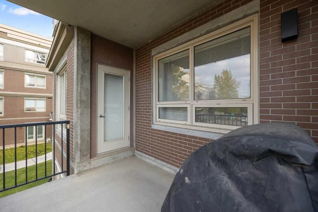 135B Sandpiper Road, #2204