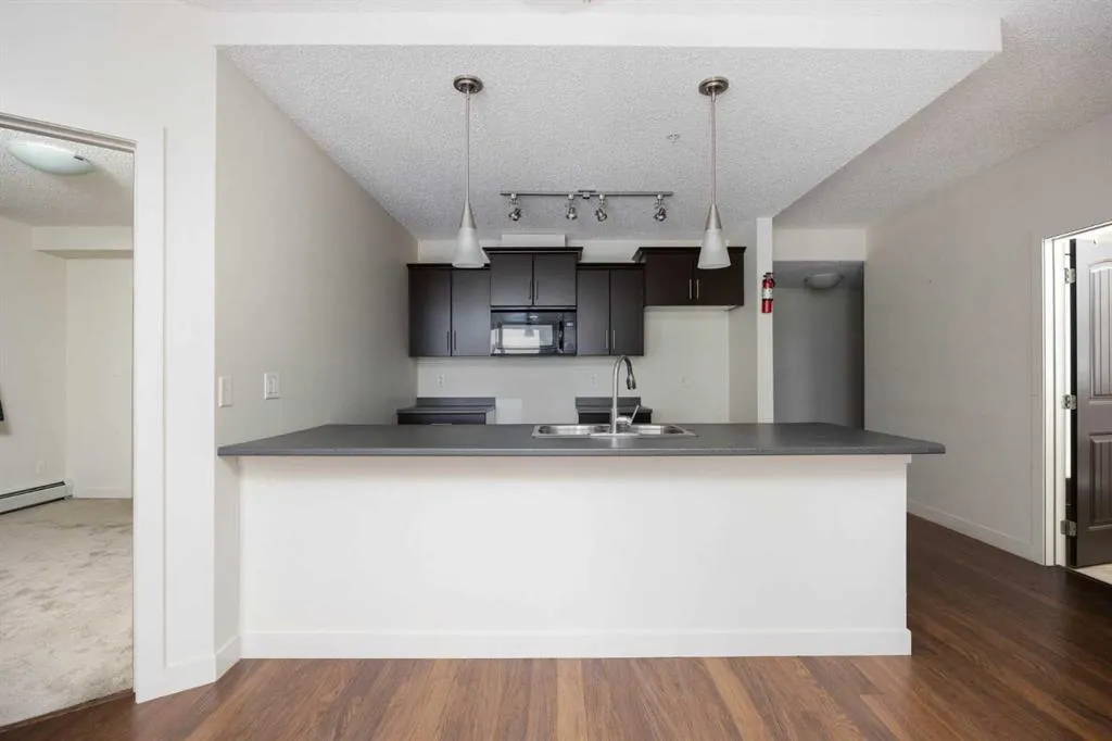135B Sandpiper Road, #2204