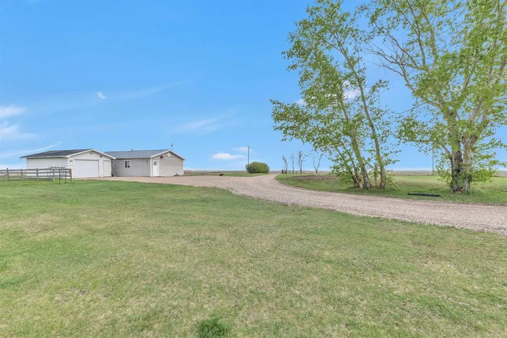 270046 Township Road 284