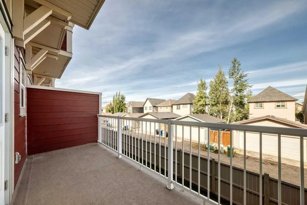 128 Marquis Lane SE