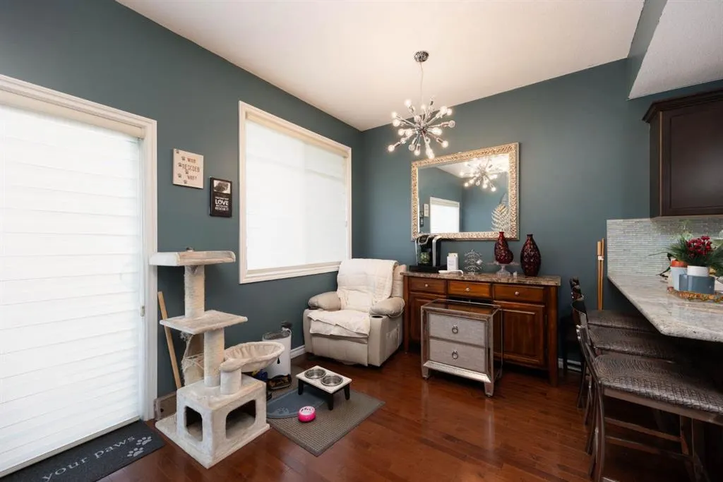 136 Fontaine Crescent, #12