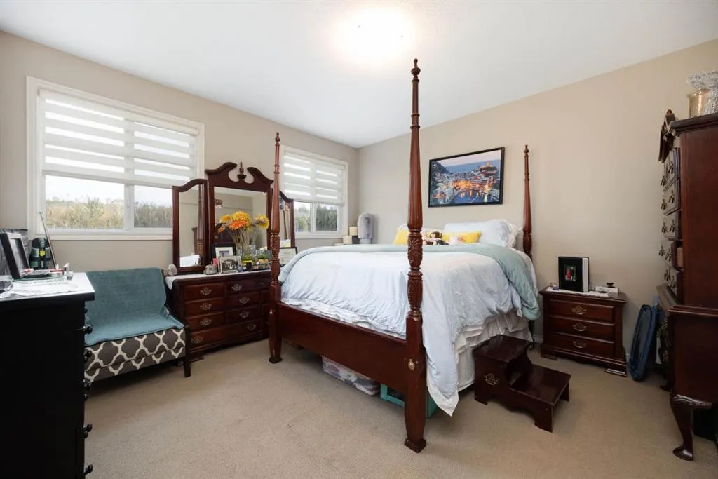 136 Fontaine Crescent, #12