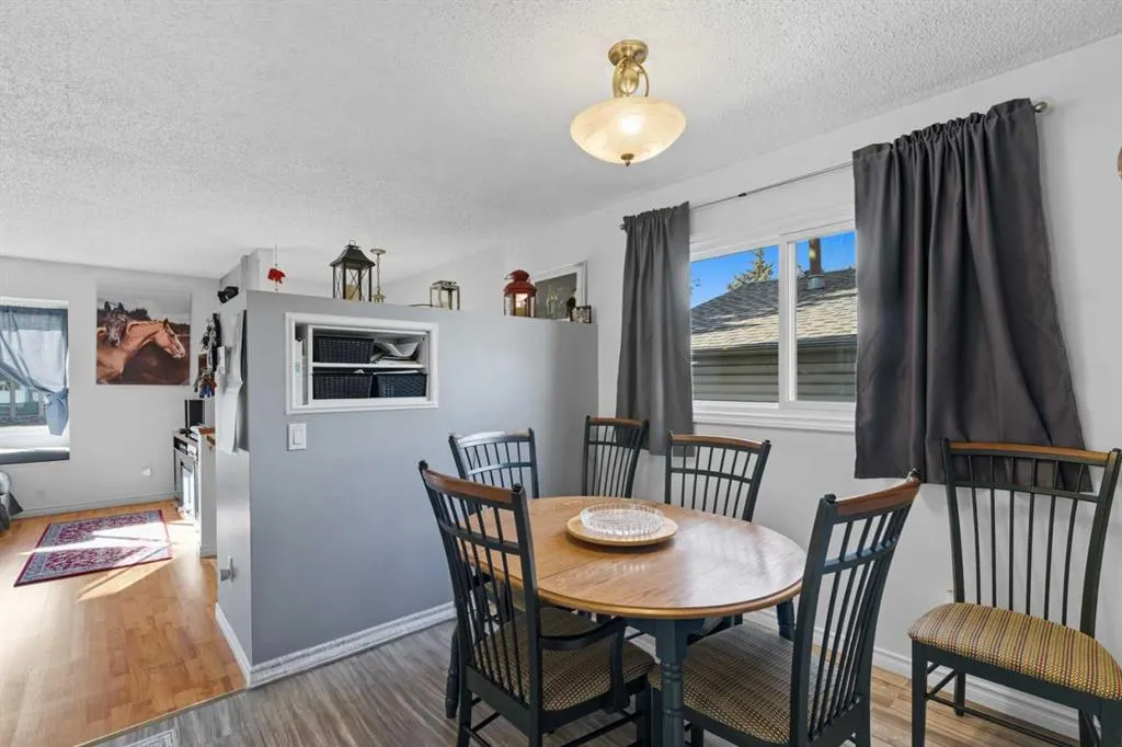 165 Sunvale Crescent SE
